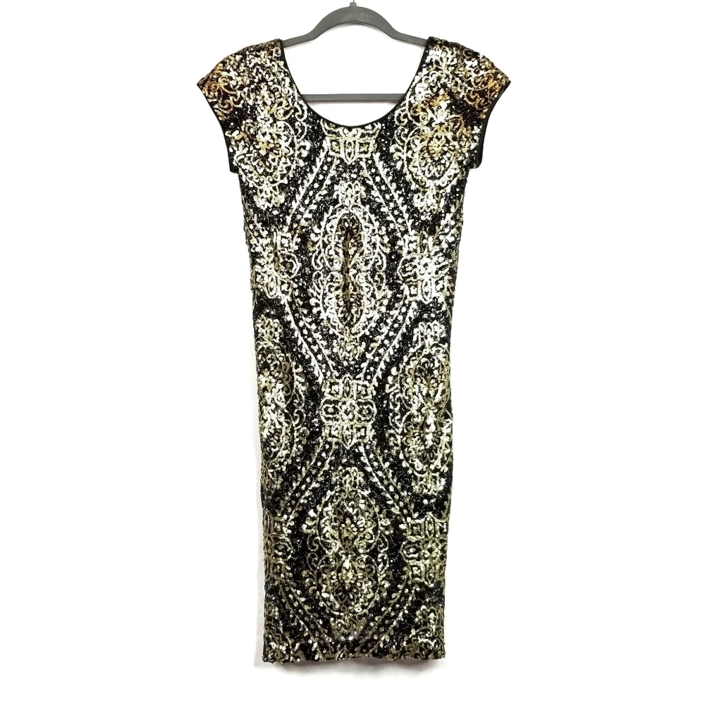 Slate & Willow Mae Sequin Shift Dress - Picture 3 of 9